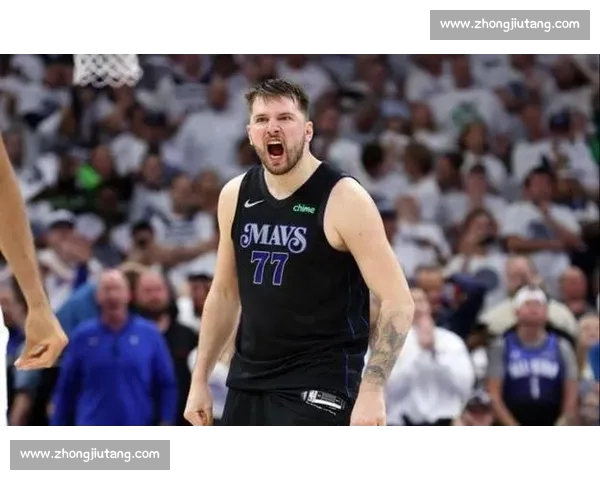 小莫里斯力挺东契奇：体型争议系媒体炒作，得分能力无关胖瘦