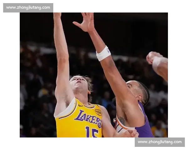 布克 41 分弑旧主！太阳险胜公牛，保罗关键传球定乾坤